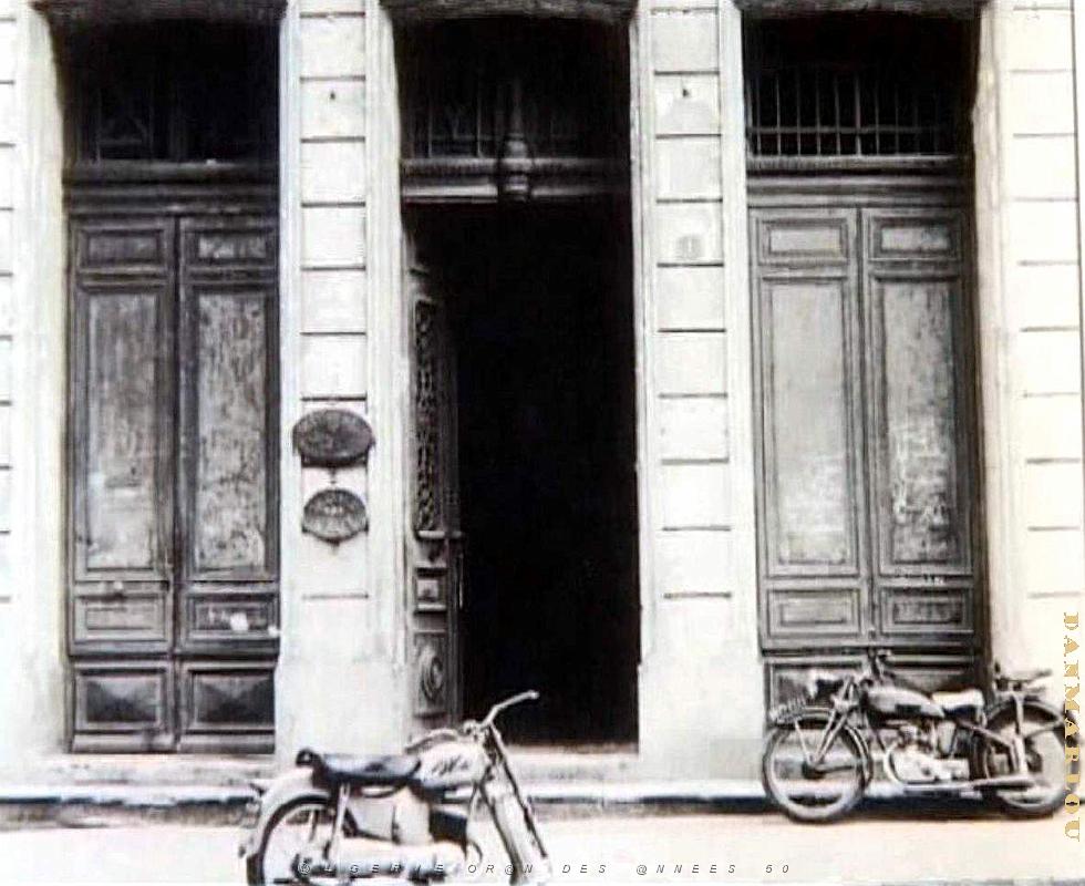 MO p- 04- Ancienne mairie d' Oran.jpg